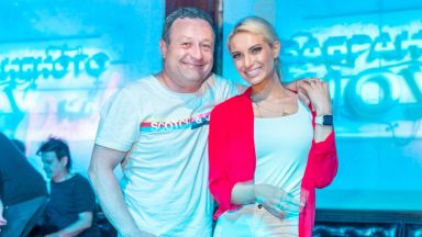 Половинката на Рачков отпразнува рождения си ден в клуба на Константин