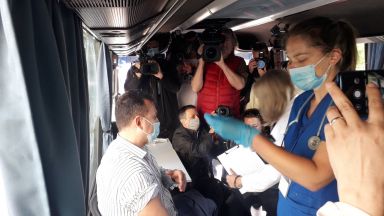 Столичната община разкрива още два мобилни пункта за поставяне на