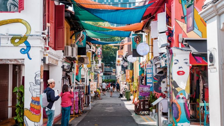 Ето ги 10-те най-добри туристически улици в света