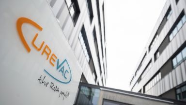 Германската биотехнологична група Кюрвак CureVac обяви в сряда че ваксината