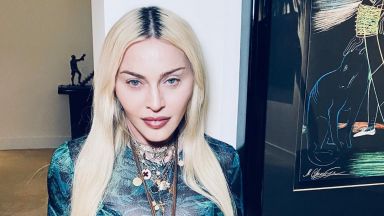 Феновете на Мадона изтръпнаха, питат защо главата й е "триъгълна"