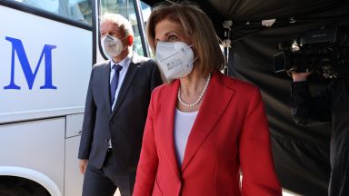 Най сигурният начин за свободен живот и движение е ваксинацията Такова послание