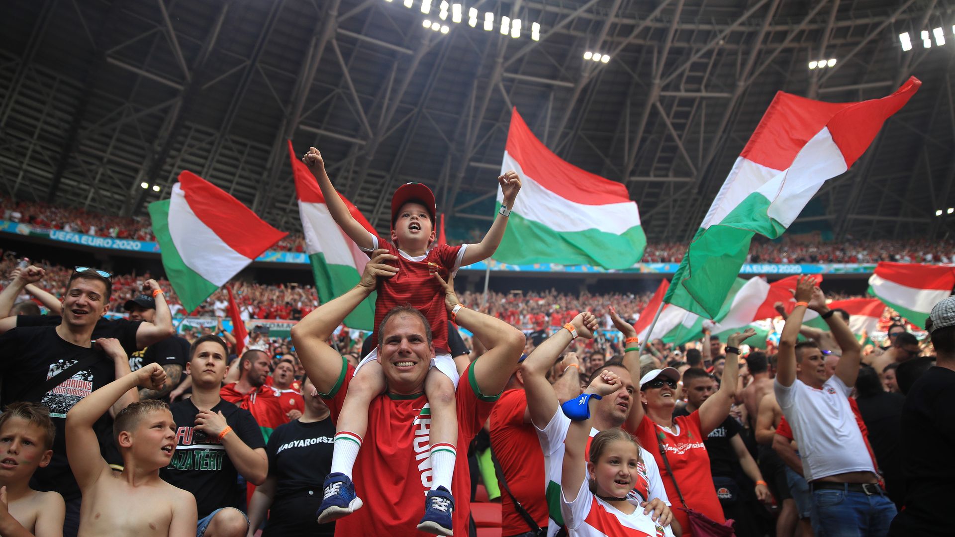 Унгарските фенове: Никой не заслужава такъв футболен съюз, това го няма и в Африка