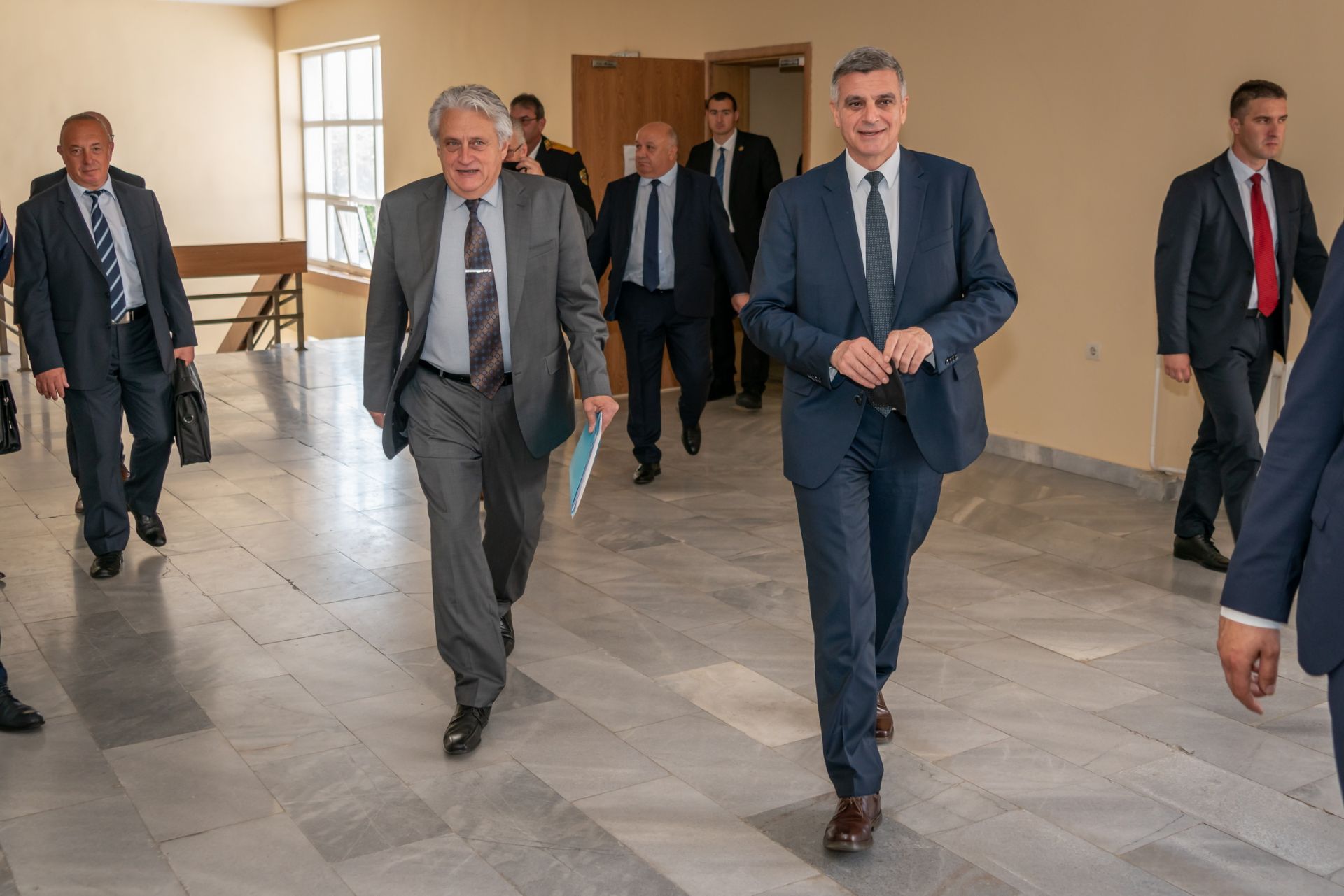 Служебният вътрешен министър Бойко Рашков и служебният министър-председател Стефан Янев