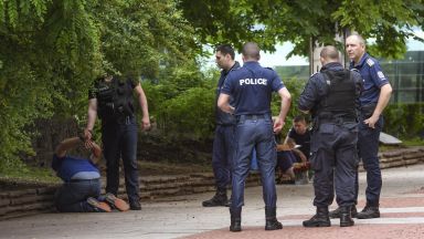 Нападение в столичен тролейбус е заради възникнал спор за неносене