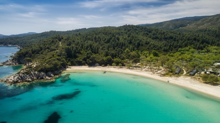 Халкикиди печели: Скъпите фериботи отказват туристите от  ваканция на гръцките острови 