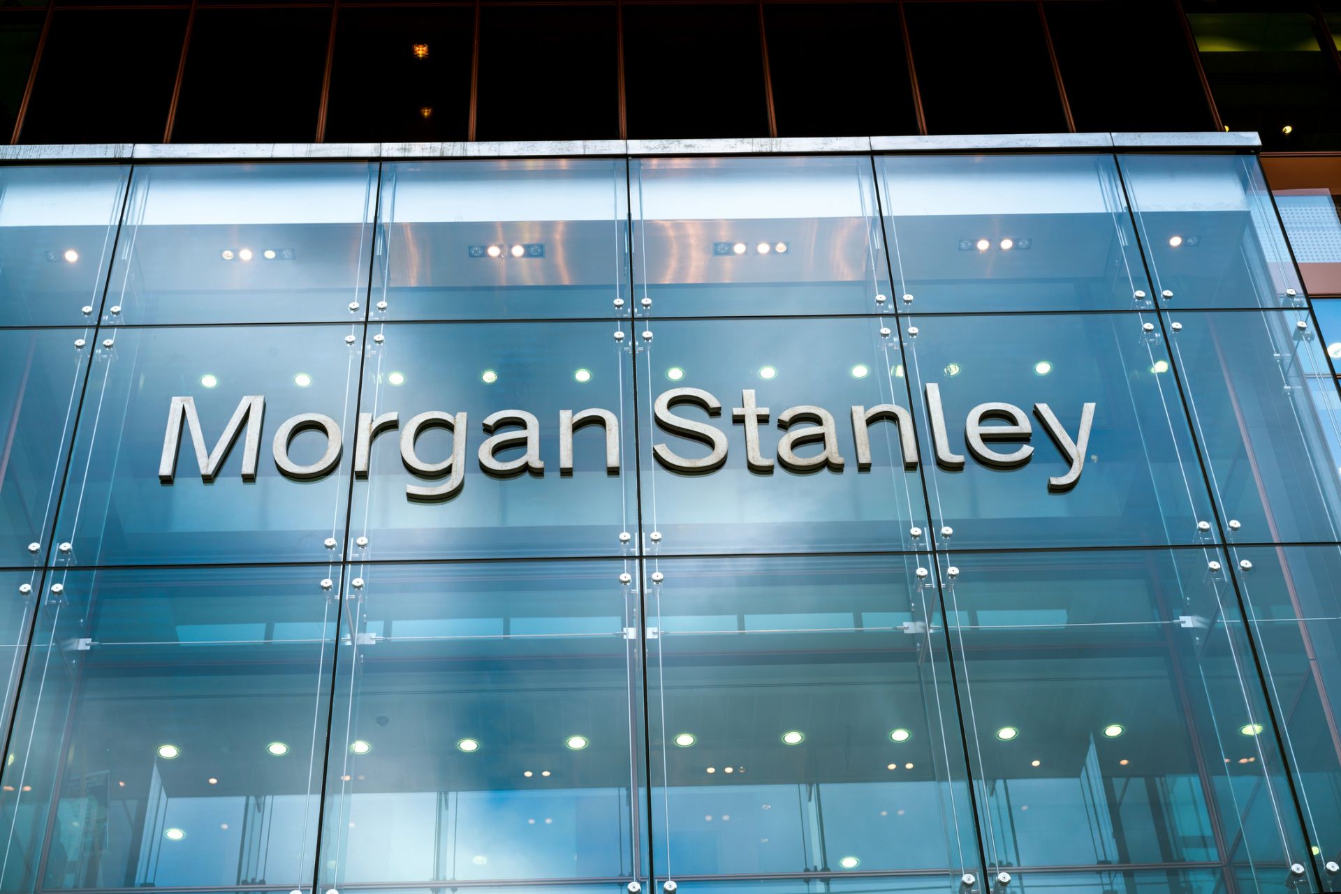 Morgan Stanley е сред банките издържали теста