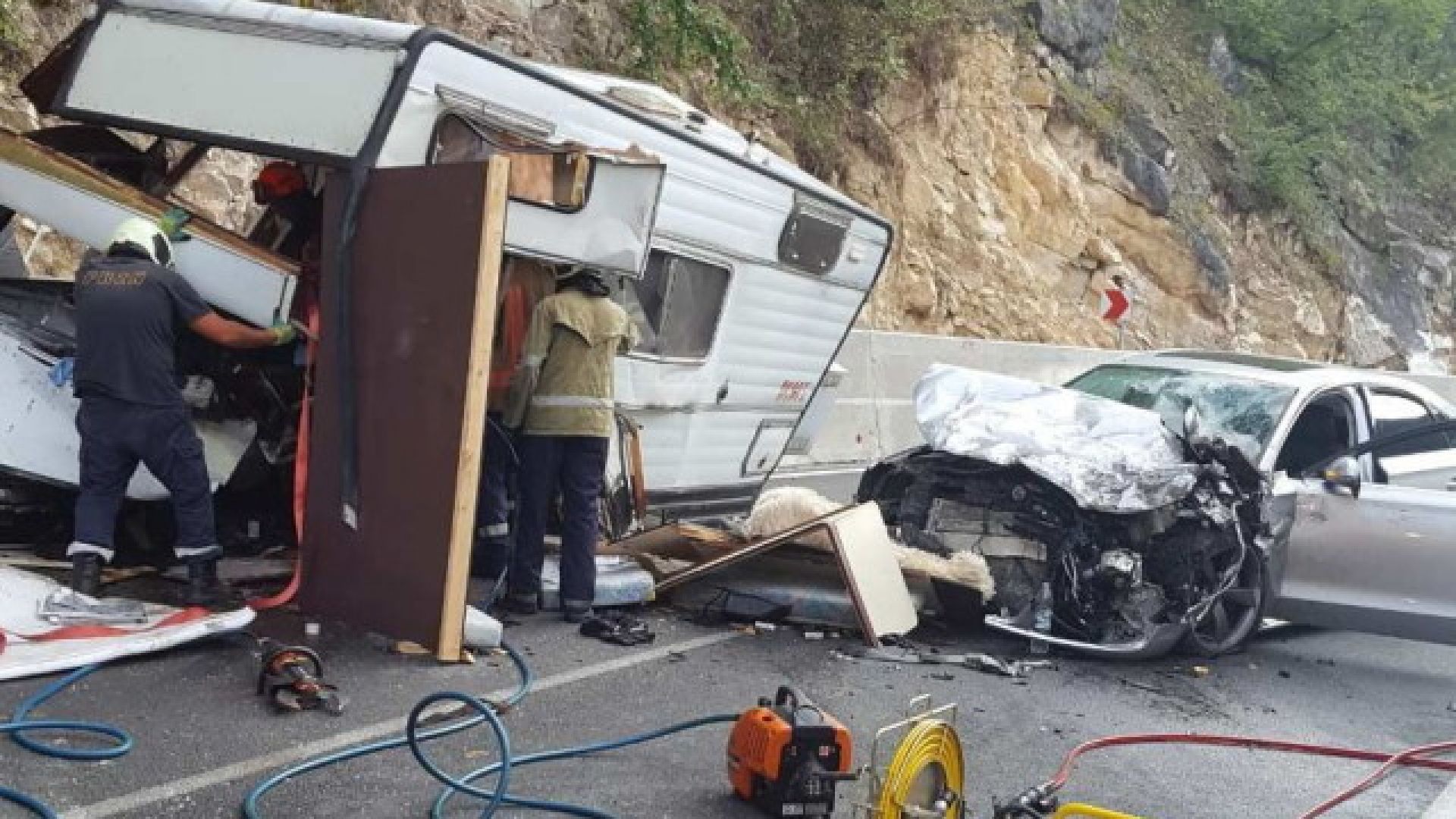 Шофьорът, убил в катастрофа двама край Пловдив - с 22 глоби за нарушения на пътя