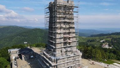 От петък Паметникът на свободата Паметник на Шипка временно ще