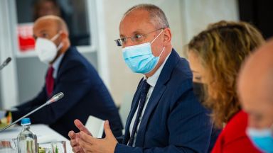 С първите одобрени национални планове за възстановяване по бързото по справедливото и