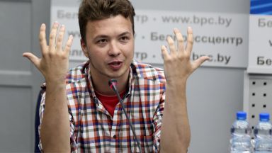 Беларус е поставил под домашен арест блогъра Роман Протасевич който