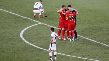 Шампионът сдаде трона, Белгия отстреля Португалия с един удар