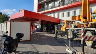 Стойчо Кацаров подписа пред очите ми всички необходими и задължителни