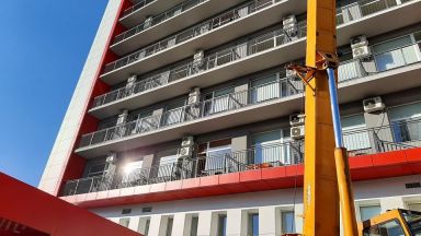 Дете е в болница след като беше блъснато от лек