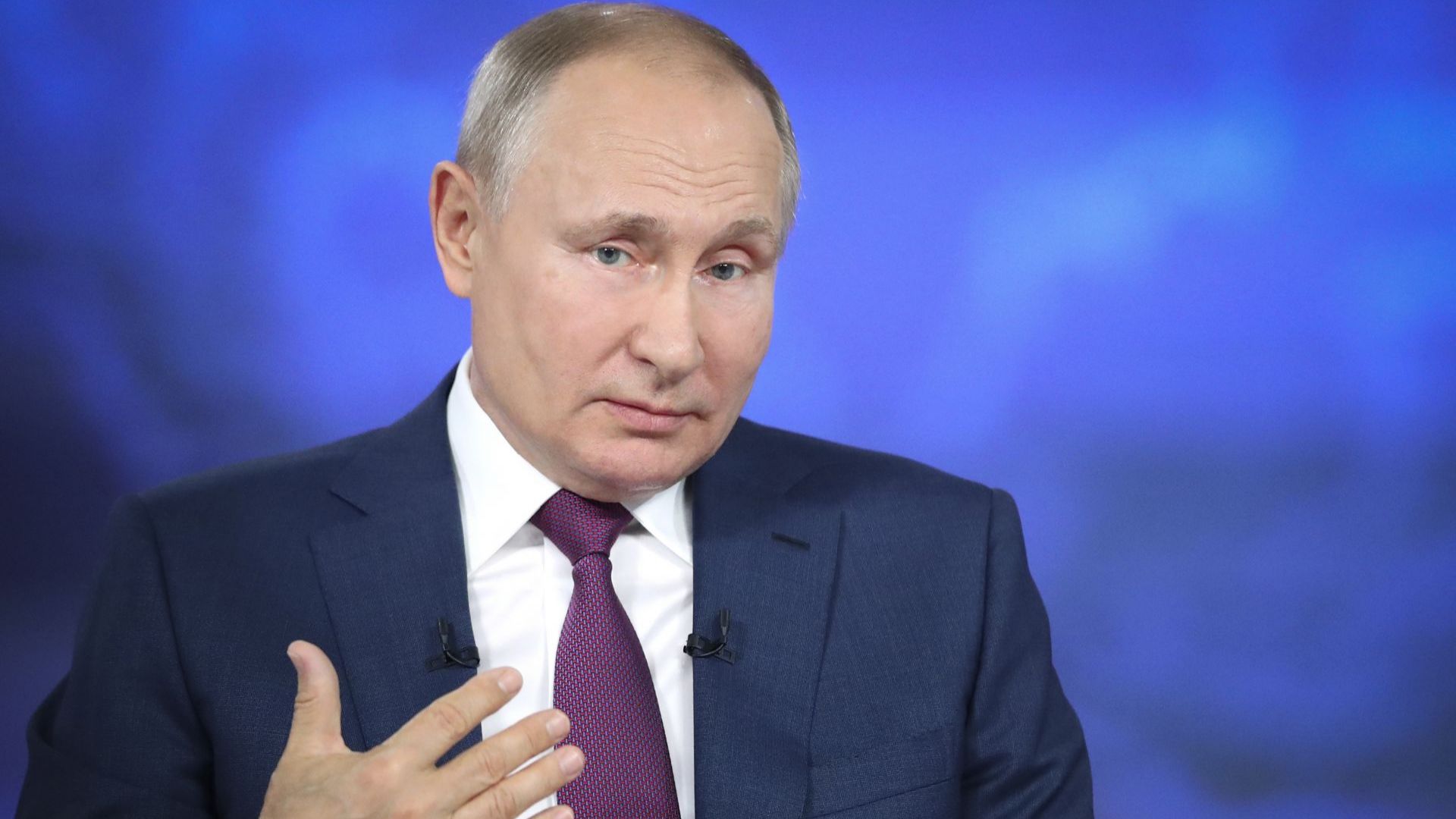 Пряка линия: Путин се е ваксинирал със "Спутник V", готов е за среща със Зеленски
