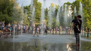 Обществена поръчка за ремонт на емблематичните Пеещи фонтани в Цар Симеонова