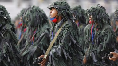 Венецуелският президент Николас Мадуро обвини САЩ че планират убийството му