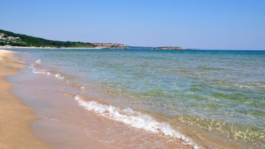18 български плажа се борят за "Син флаг" това лято