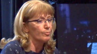 Глобяват партията на Слави Трифонов Има такъв народ заради