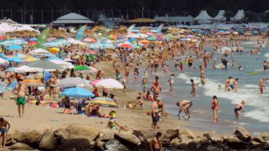 Оказва се гласуването зад граница ще бъде много по лесно и