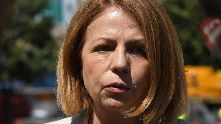 От днес започва монтирането на релсите по бул. Македония в