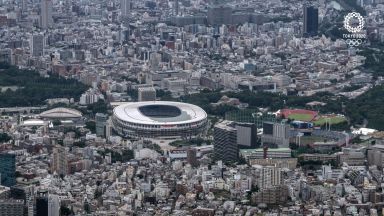 Япония обяви извънредно положение, обмислят и пълно спиране на фенове за игрите