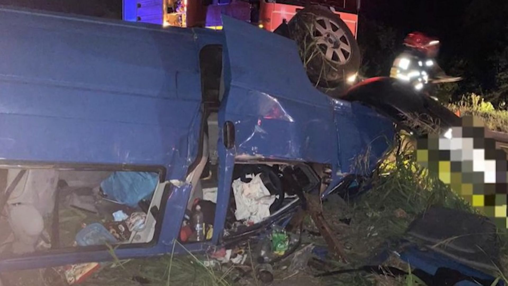 5 българи загинаха, а трима са в кома след удар в камион в Румъния (видео)