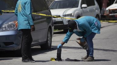 Първата дама на Хаити оцеляла при атаката в която бе