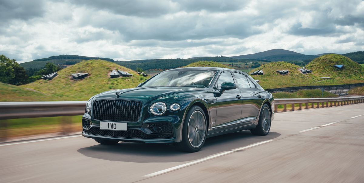 Bentley представи най-икономичния си автомобил