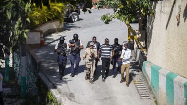 В Хаити бяха убити четирима и арестувани двама от предполагаемите