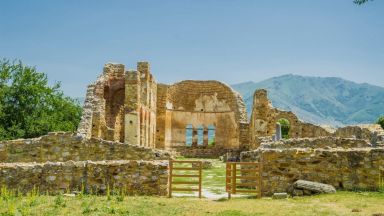 Остров Свети Ахил в Гърция: Да посетиш гроба на цар Самуил