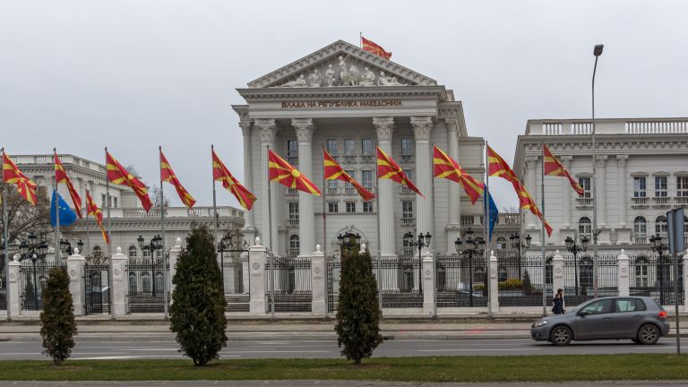 Опозиционната ВМРО-ДПМНЕ и коалицията За обновление на Македония внесоха днес