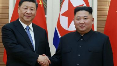 Си Цзинпин и Ким Чен-ун си размениха послания и си обещаха сътрудничество