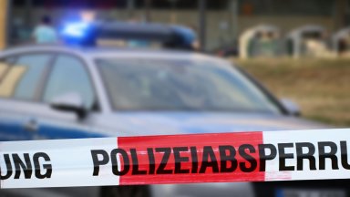 Един и седем пострадаха при катастрофа край австрийския предаде