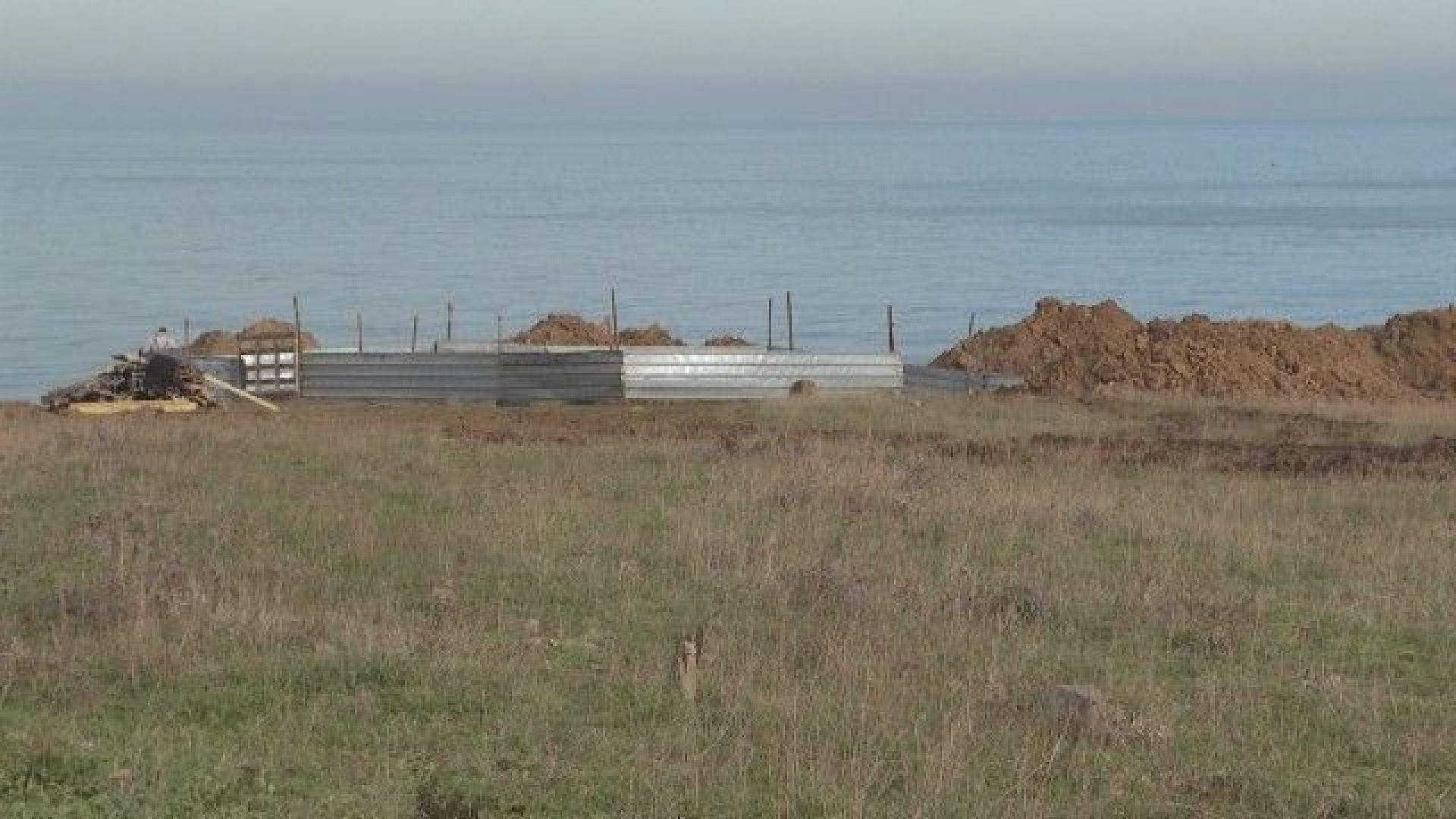 Прокуратурата иска проверка за законност на строителните дейности на плаж "Бутамята"