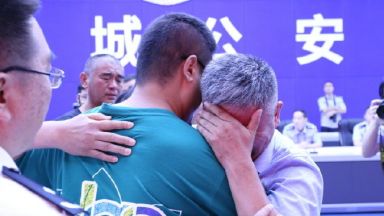 Китаец откри отвлечения си син след продължило 24 години издирване