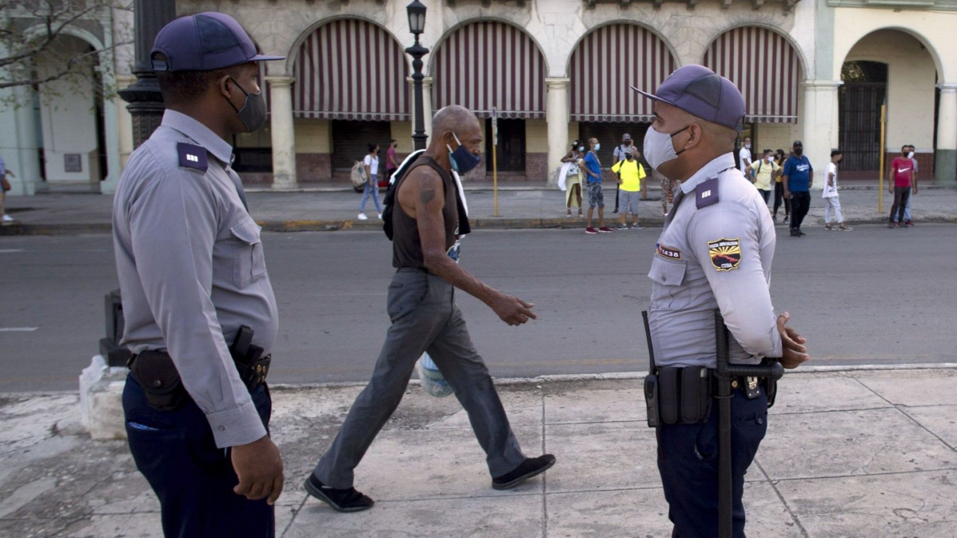 Един човек е загинал при антиправителствените протести в Куба