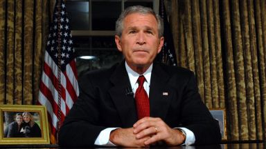 Бившият президент на САЩ Джордж У Буш критикува днес изтеглянето