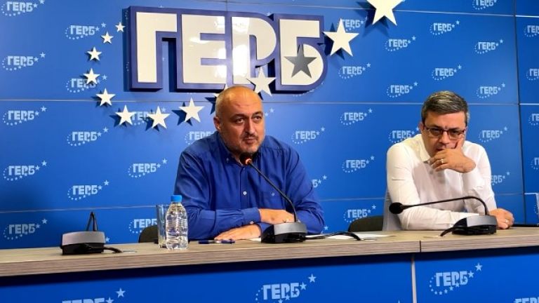 В желанието си да изчегъртат ГЕРБ и лично Бойко Борисов,