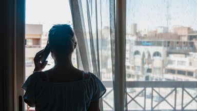 По време на COVID пандемията Англия нашумя със своите карантинни