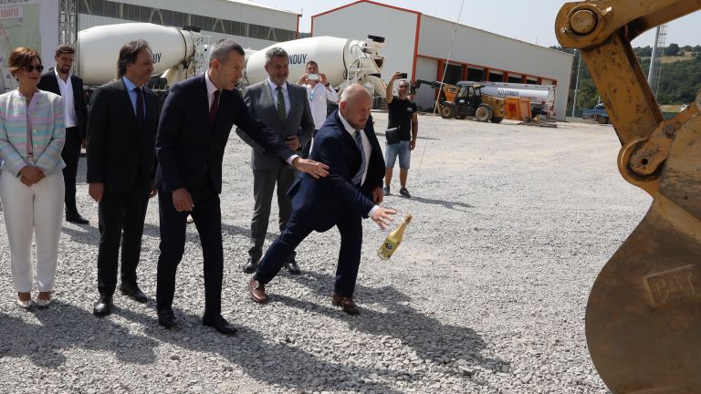 Служебният министър на транспорта Георги Тодоров даде днес старт на