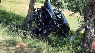 Жестока катастрофа отне живота на 15 годишно момиче съобщиха от Областната