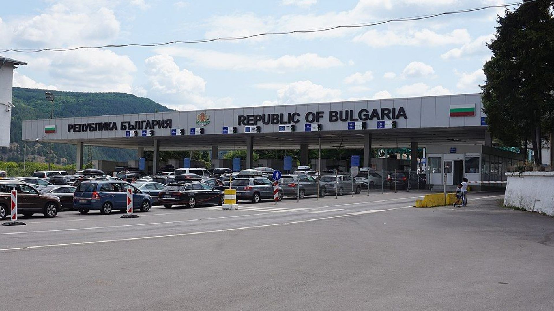 Пътна блокада на ГКПП-Калотина, българин разказа как е чакал 6 часа