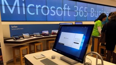 Западът вкупом обвини Китай за хакването на Microsoft