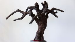"Корени" - 16 съвременни скулптори за Галин Малакчиев