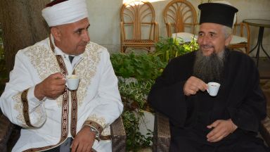 Мюсюлманите честват Курбан Байрам днес Заради пандемията на много места