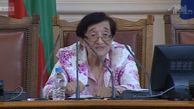 Най възрастният народен представител Мика Зайкова от Има такъв народ отново