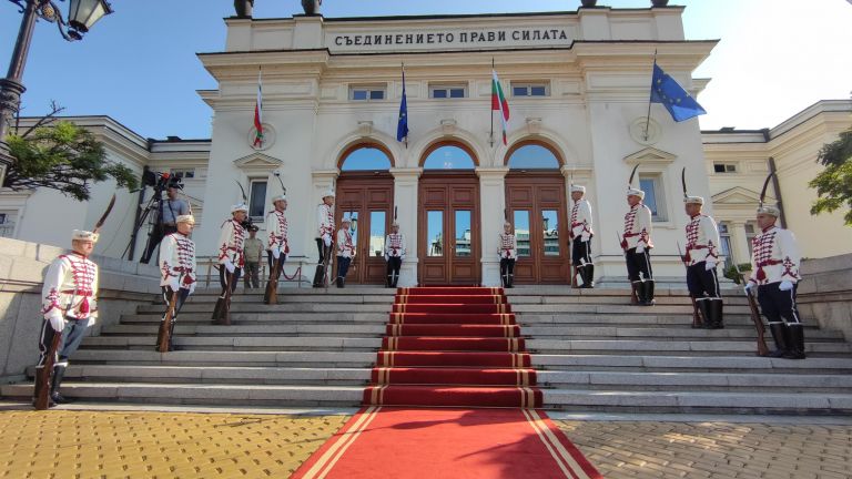 Президентът Румен Радев ще свика Народното събрание най-вероятно още до