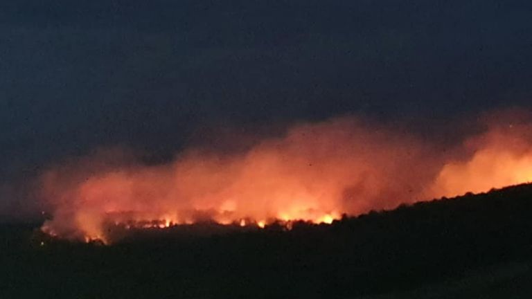 Продължава гасенето на големия пожар в района на Свиленград. Засегнати