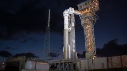 Космическият кораб на Boeing ще излети към МКС след няколко часа